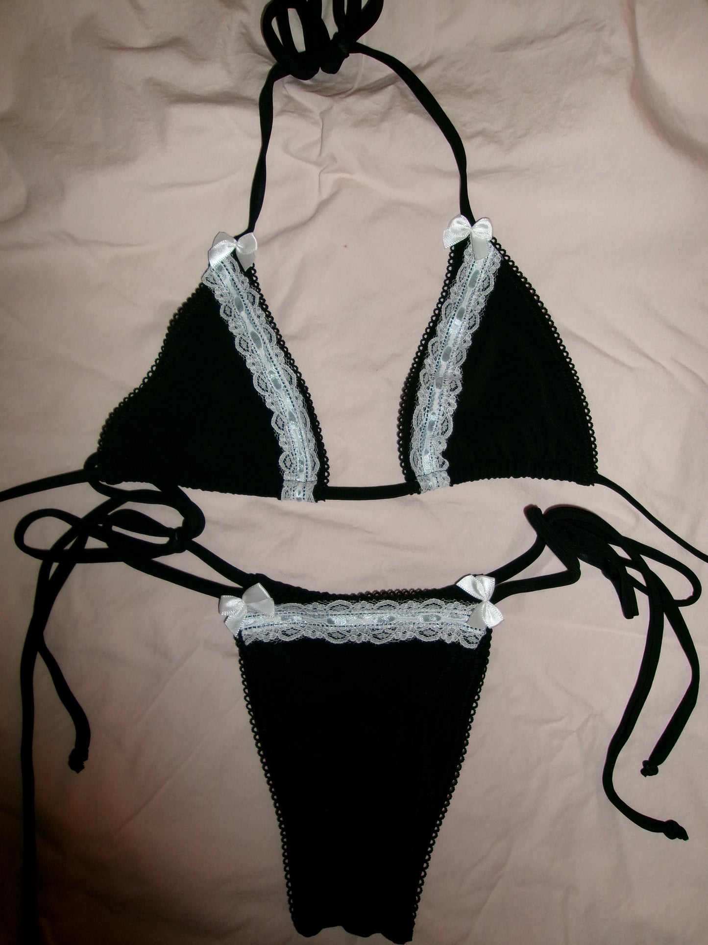 あめ Ame Bikini Bottom in Black and Blue