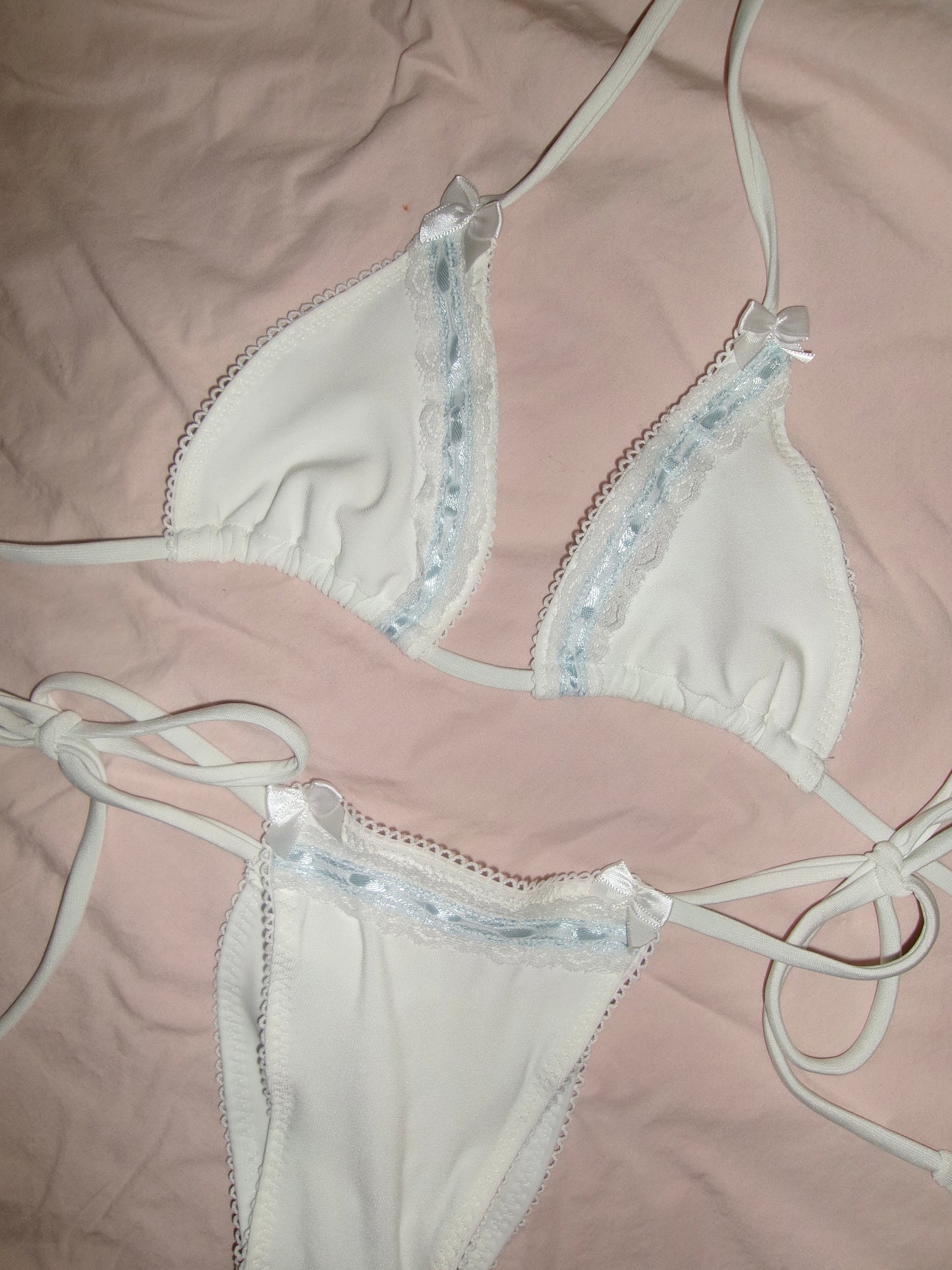 あめ Ame Bikini Bottoms in White and Blue