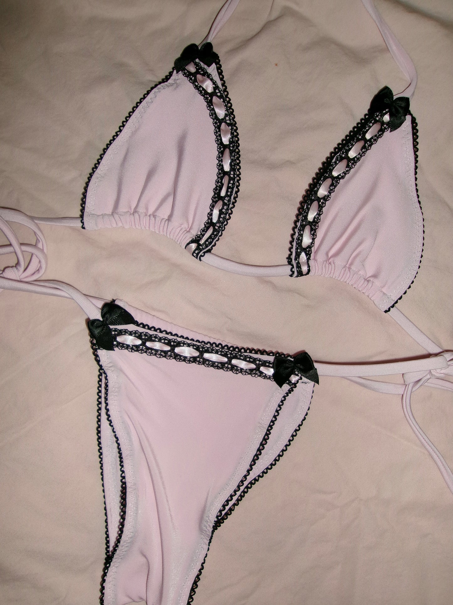 あめ Ame Bikini Bottom in Pink and Black