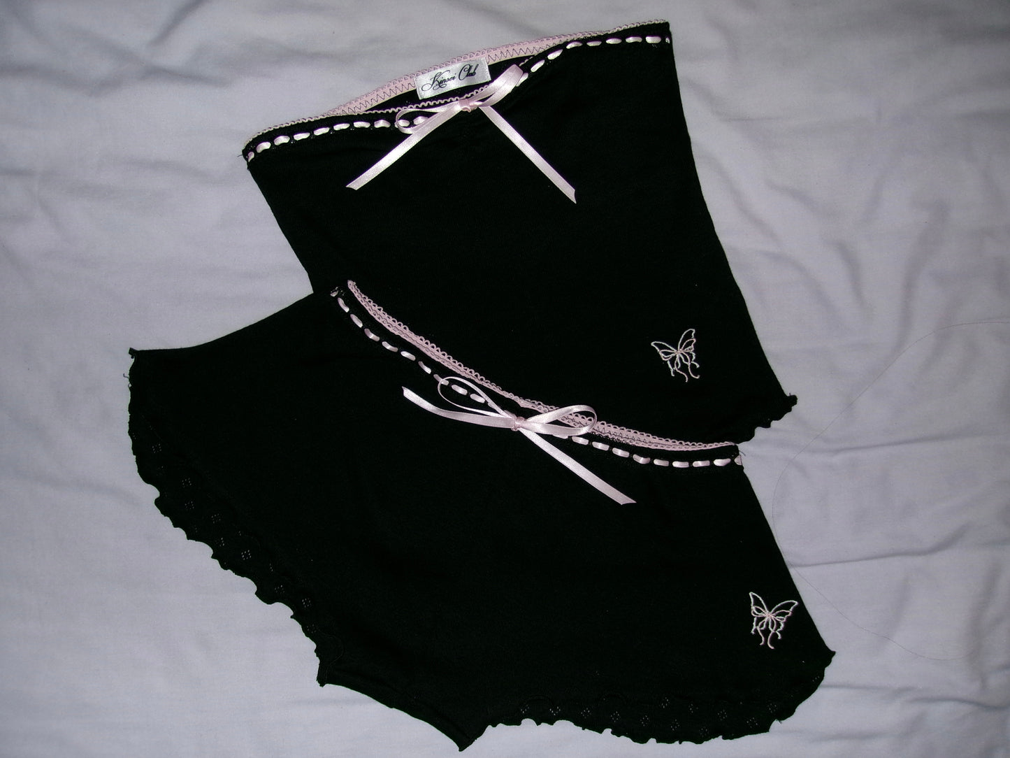 蝶々 Chouchou Butterfly and Bow Embroidered Pointelle Top Black