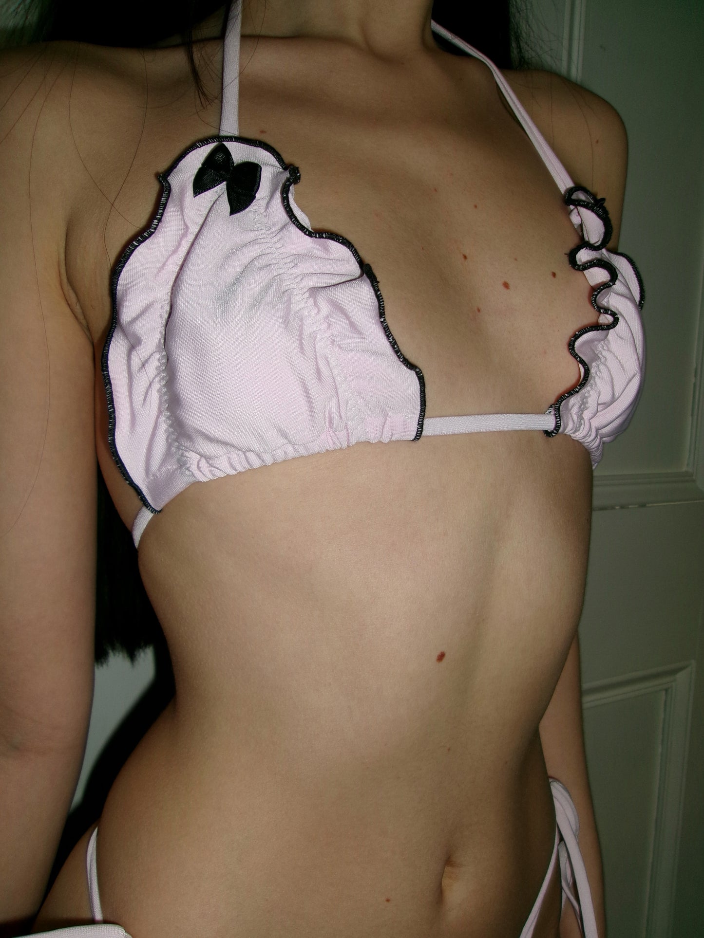 躑躅 Tsutsuji Bikini Top in Pink and Black