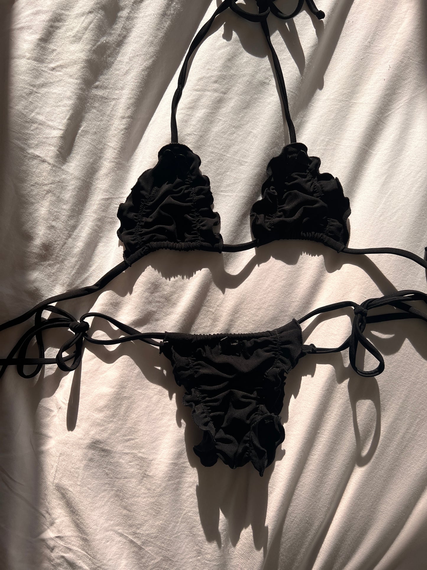 躑躅 Tsutsuji Bikini Bottom in Black