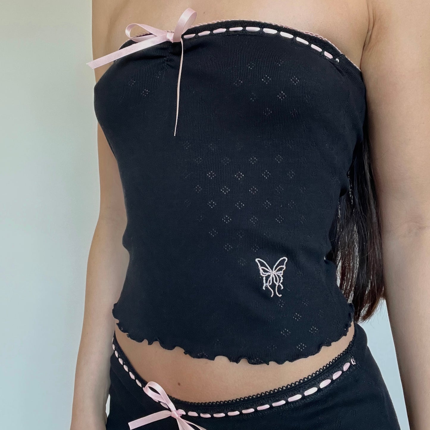 蝶々 Chouchou Butterfly and Bow Embroidered Pointelle Top Black