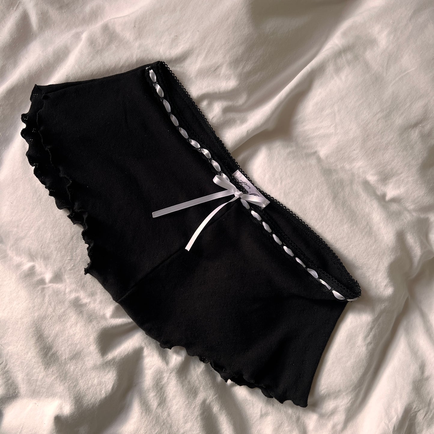 ネズミ Nezumi Shorts - White Ribbon