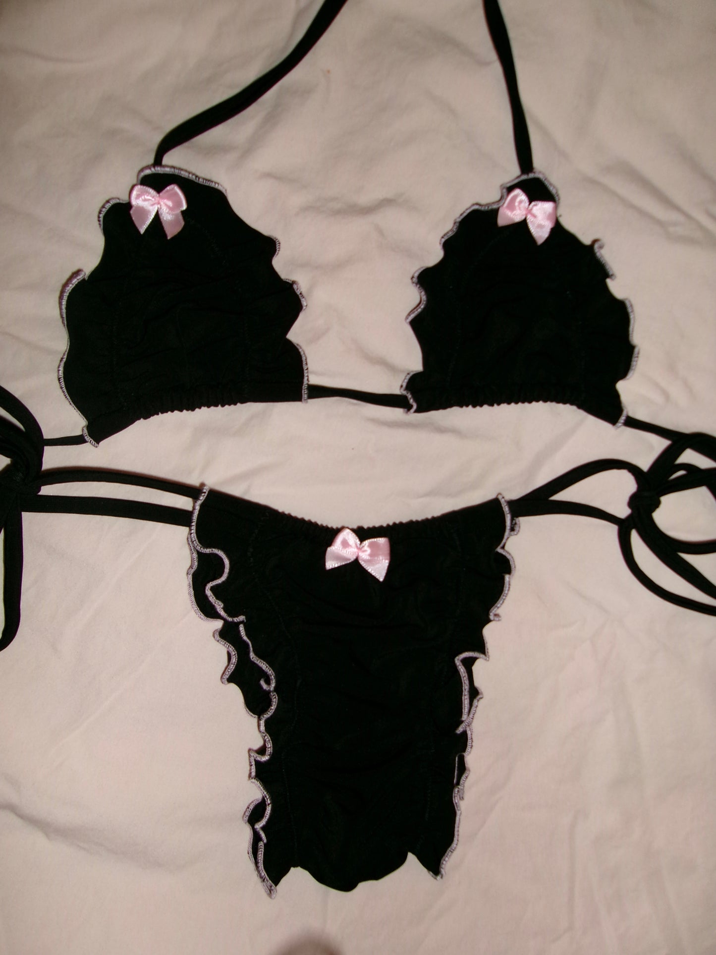 躑躅 Tsutsuji Bikini Bottom in Black and Pink