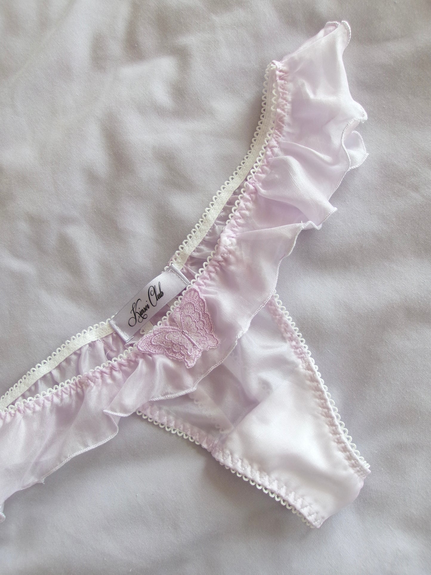 希望 Kibou Silk Butterfly Thong in Lilac