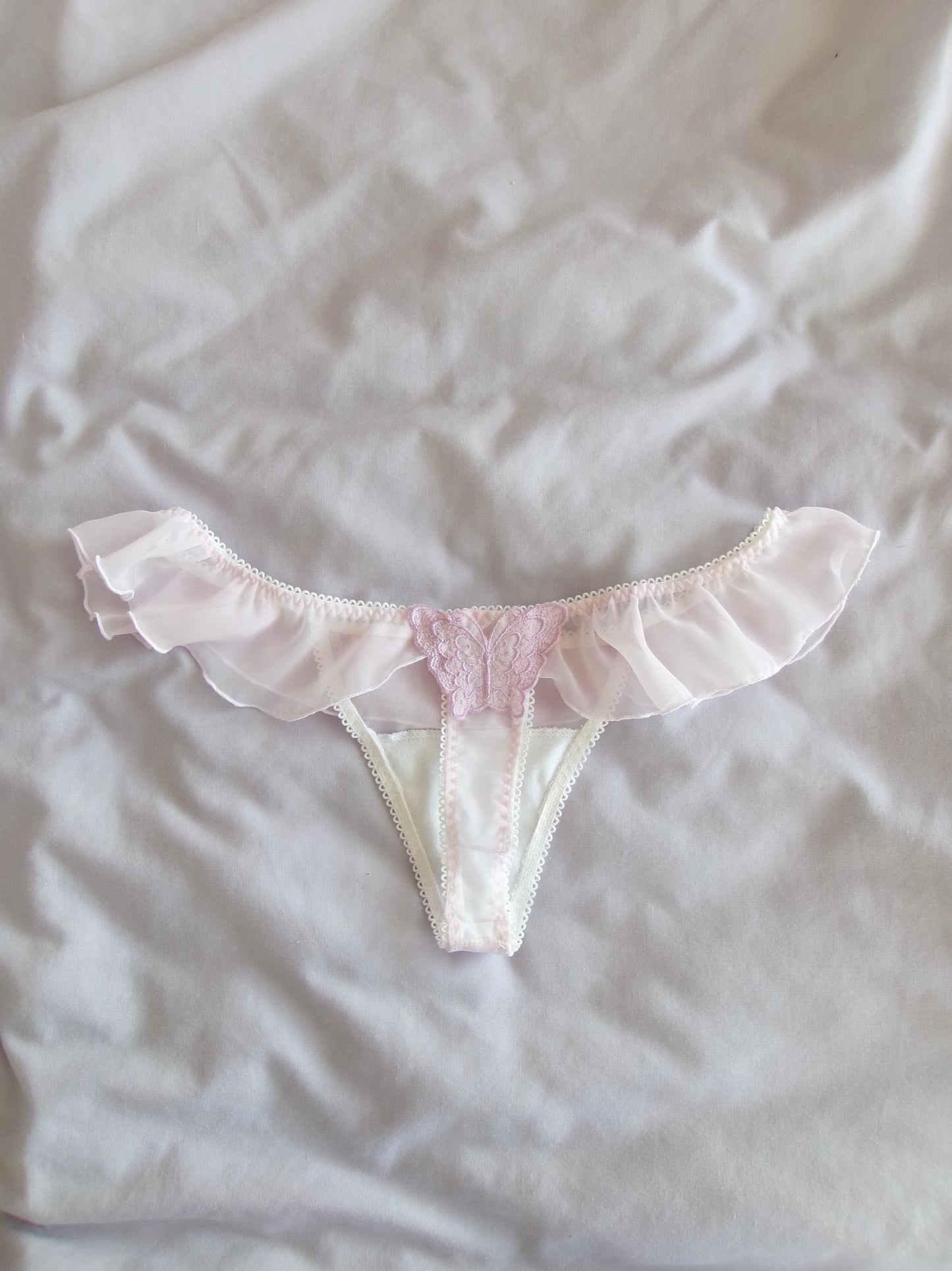 希望 Kibou Chiffon Butterfly Thong in Pink