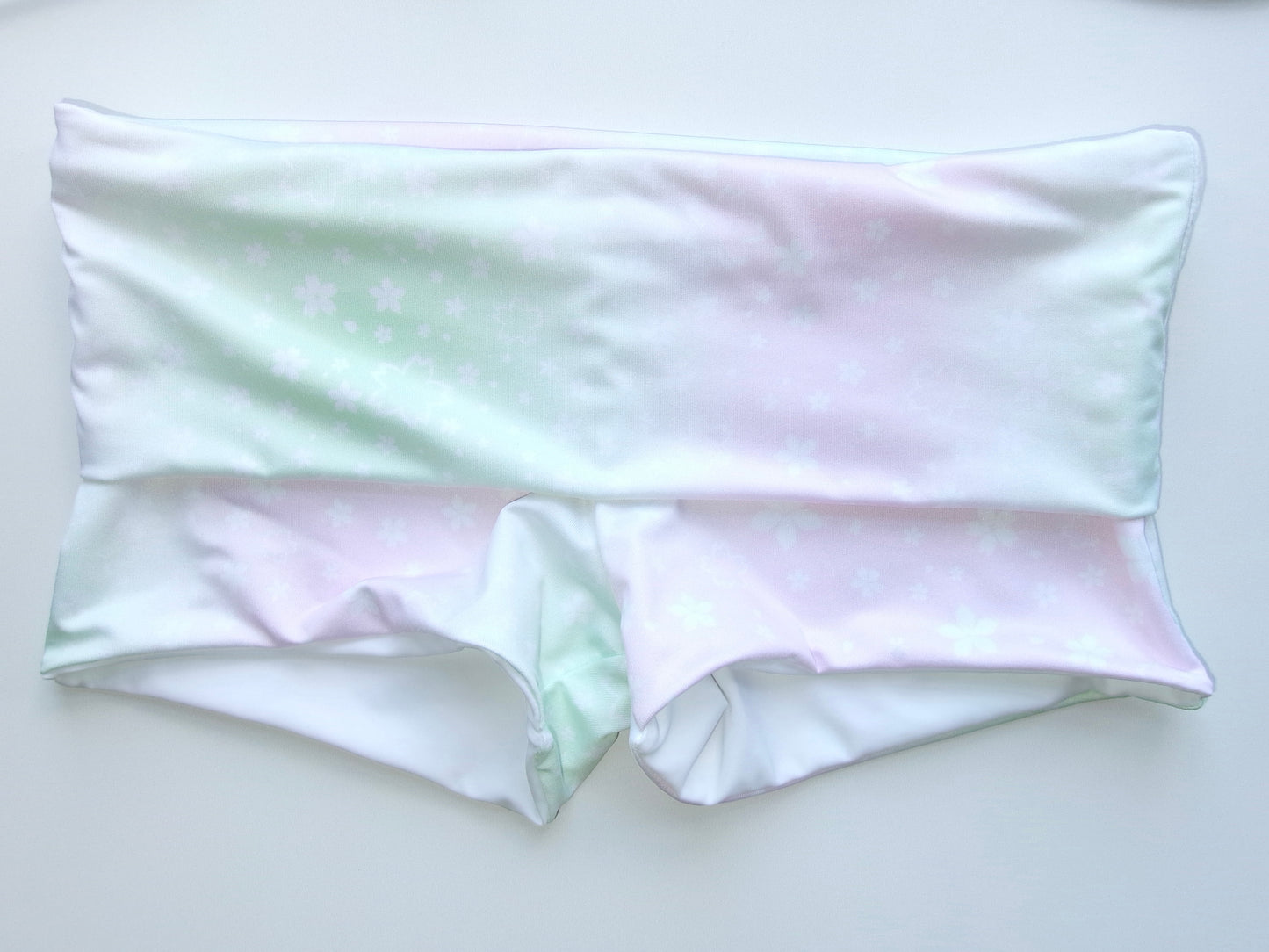 桜 Sakura Swim Shorts